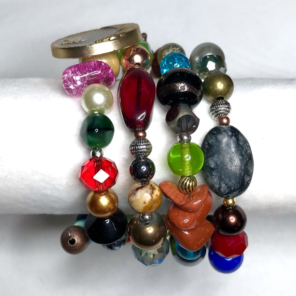 Handmade Bracelet with Vintage and Modern Elements (B76-5H) New Without Tags - Picture 4 of 8